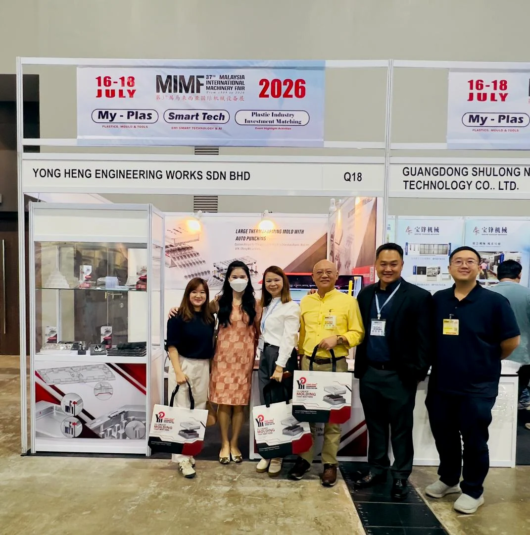 The Yong Heng team at stand Q18, Malaysia International Machinery Fair 2026.